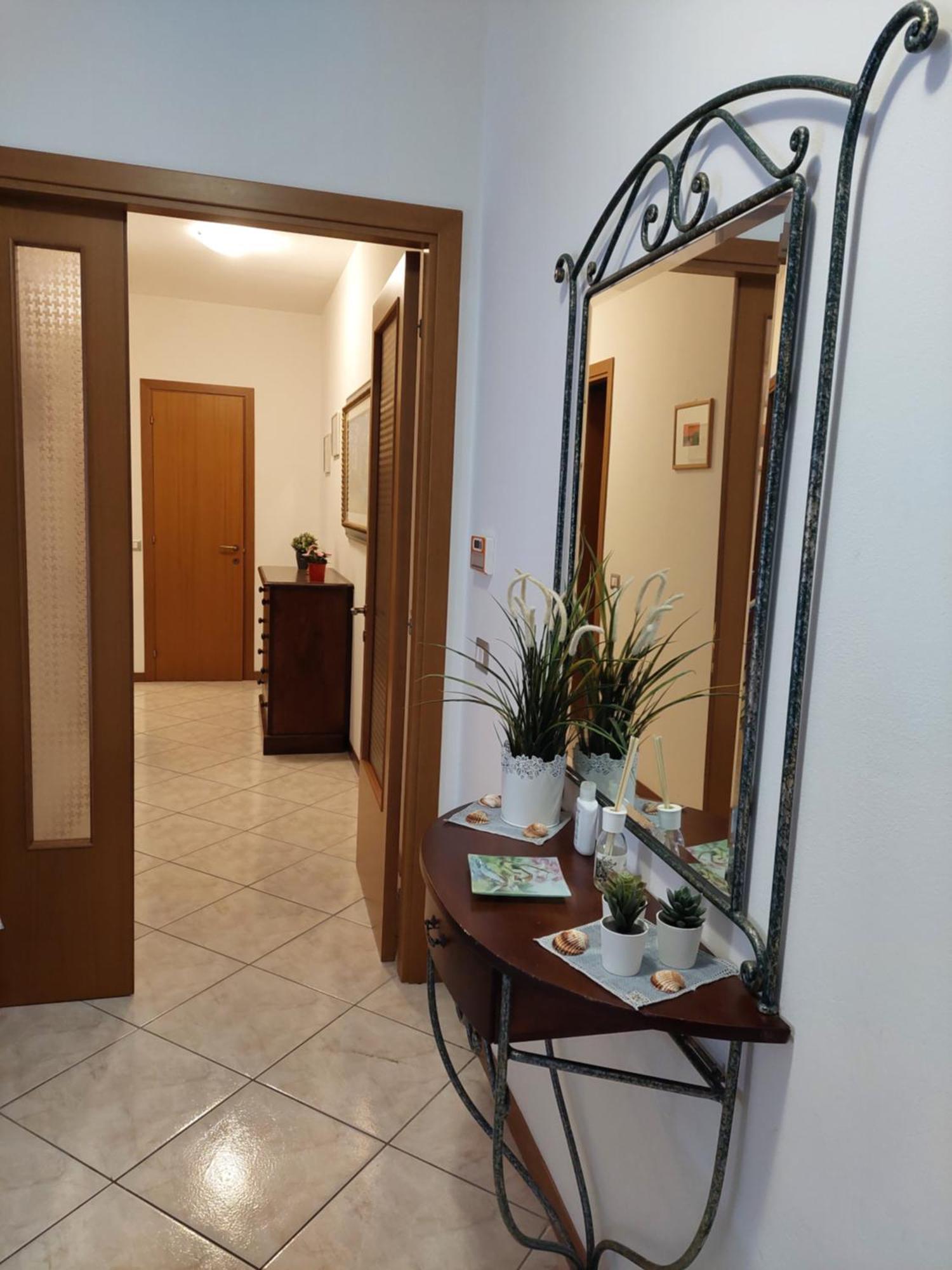 La Conchiglia Apartment ปอร์โต ซันเตลปีดิโอ ภายนอก รูปภาพ